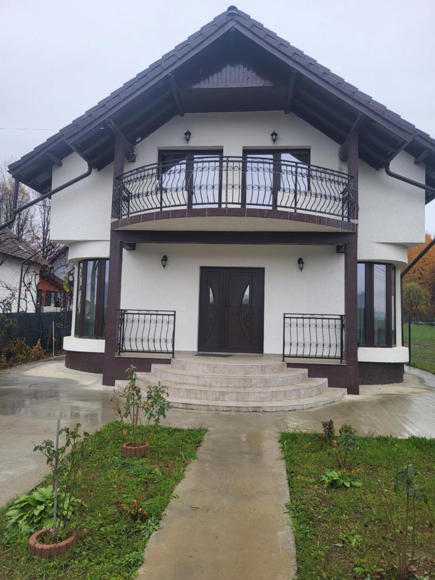 Vila Mae Star Curtea de Argeş Exterior foto